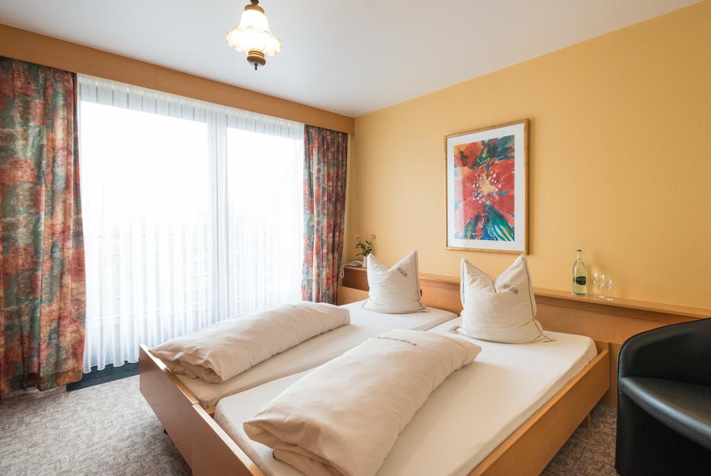 Hotel Dreilaenderblick 오우렌 외부 사진
